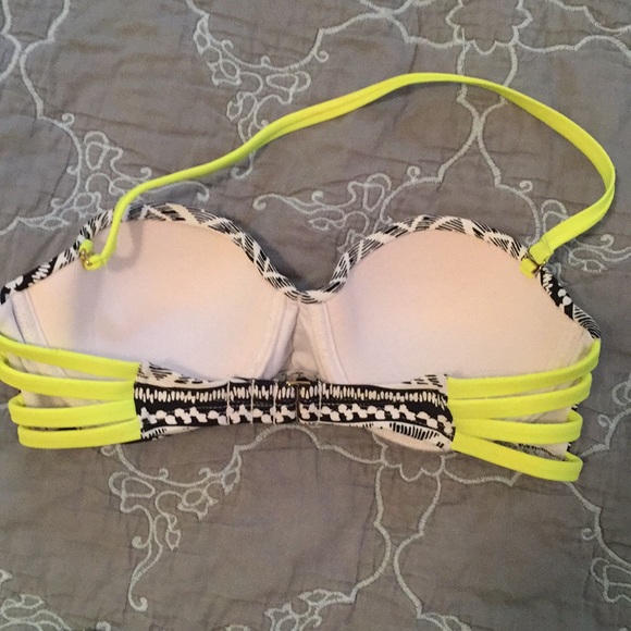 Xhilaration Tribal Print Bathing suit - Picture 3 of 3